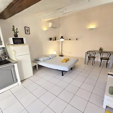 Апартаменты Gregbnb - Rooftop 27m2 - Terrasse 14m2 - Climatise - 5e Etage Sans Ascenseur