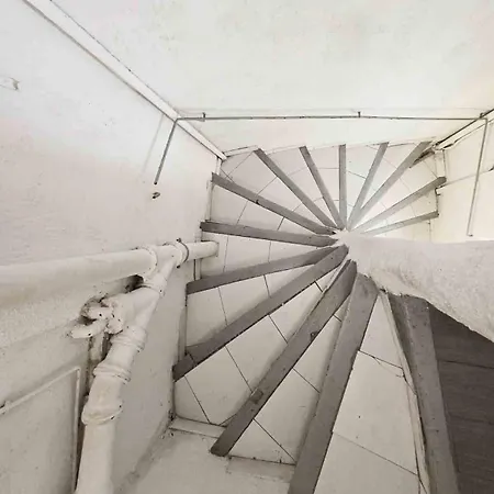 Gregbnb - Climatisé - Rooftop 27m2 - Terrasse 14m2 - 5e Etage Sans Ascenseur Appartamento Tolone
