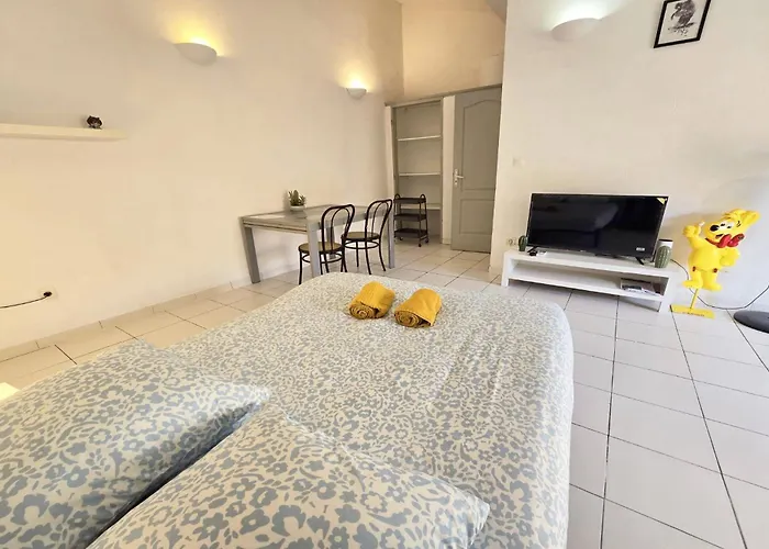 Gregbnb - Rooftop 27m2 - Terrasse 14m2 - Climatise - 5e Etage Sans Ascenseur Toulon